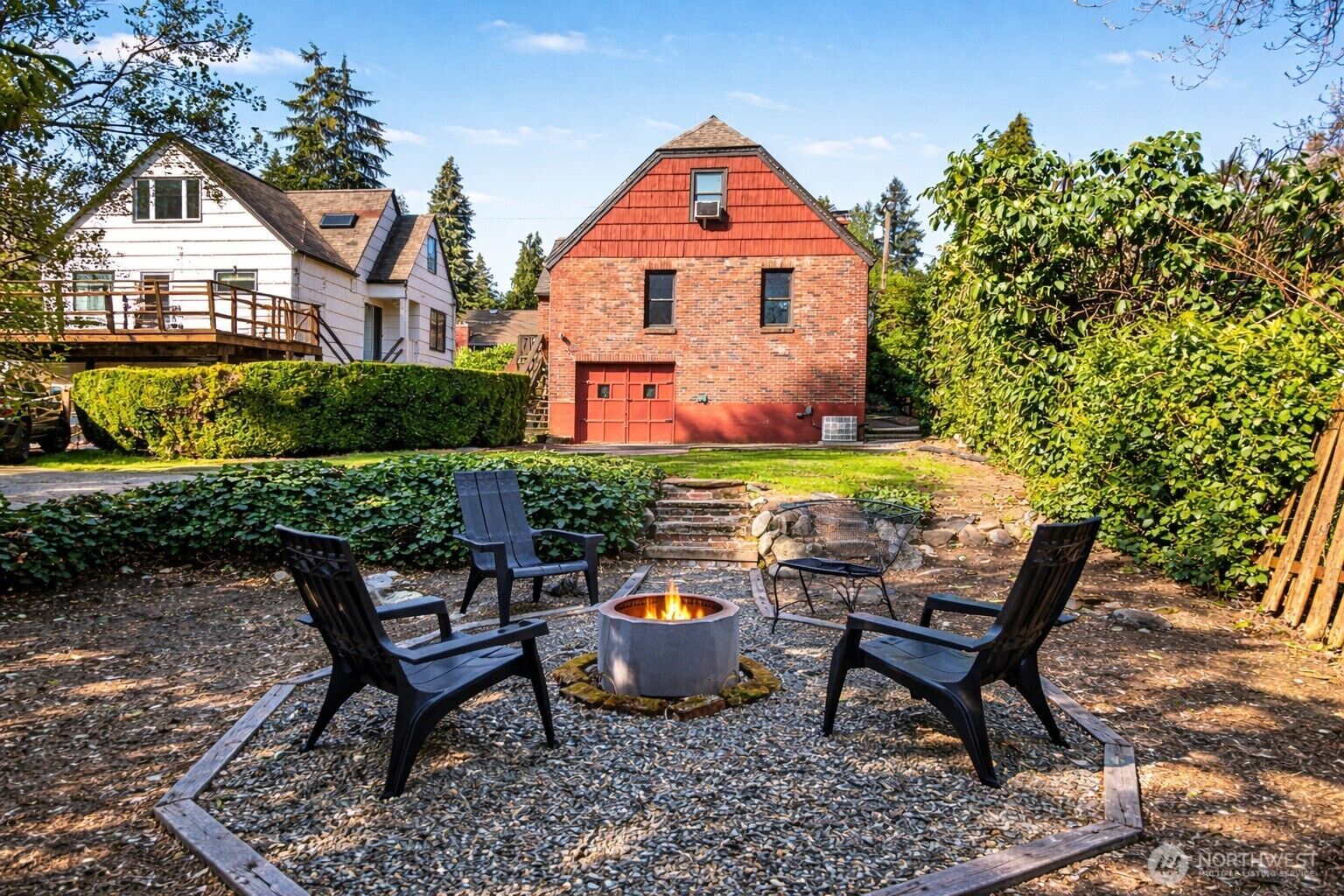 Property Photo: 7318 20th Avenue NE WA 98115