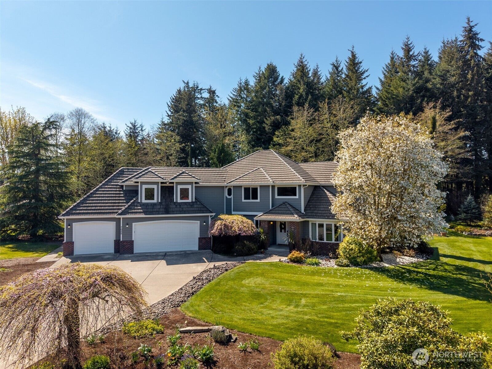 Property Photo: 7025 Deerfield Park Drive NE WA 98516