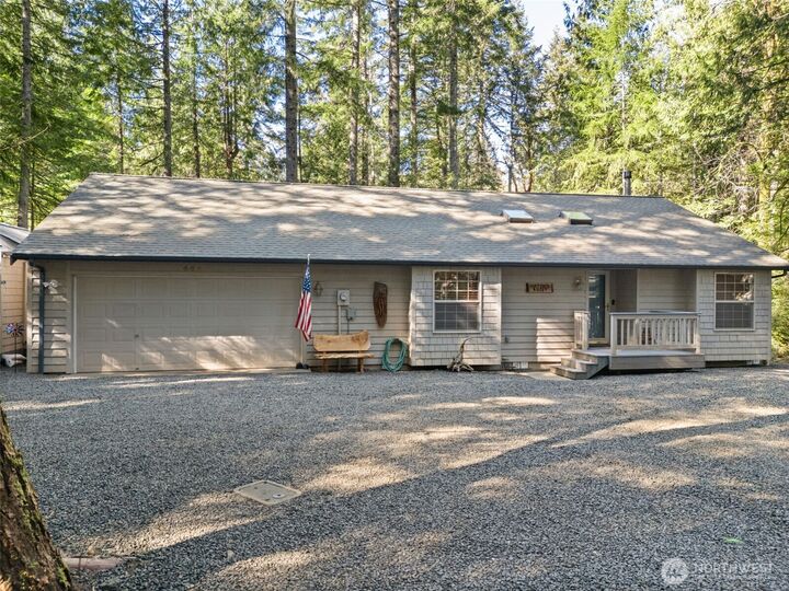 Property Photo: 662 E Portage Road WA 98584