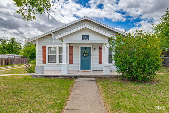 Property Photo:  915 Guadalupe Street  TX 76901 