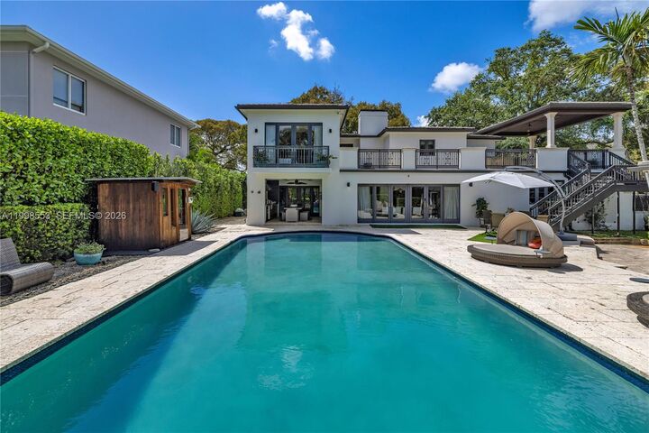 Property Photo:  1001 NE 96th St  FL 33138 