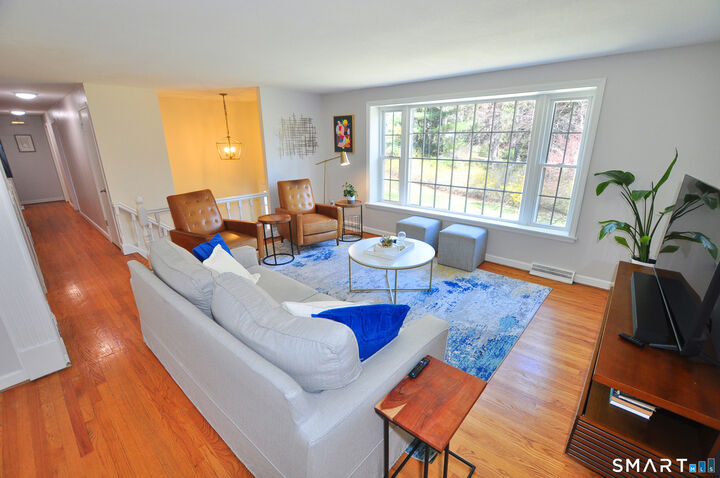 Property Photo:  33 Chestnut Hill Road  CT 06070 