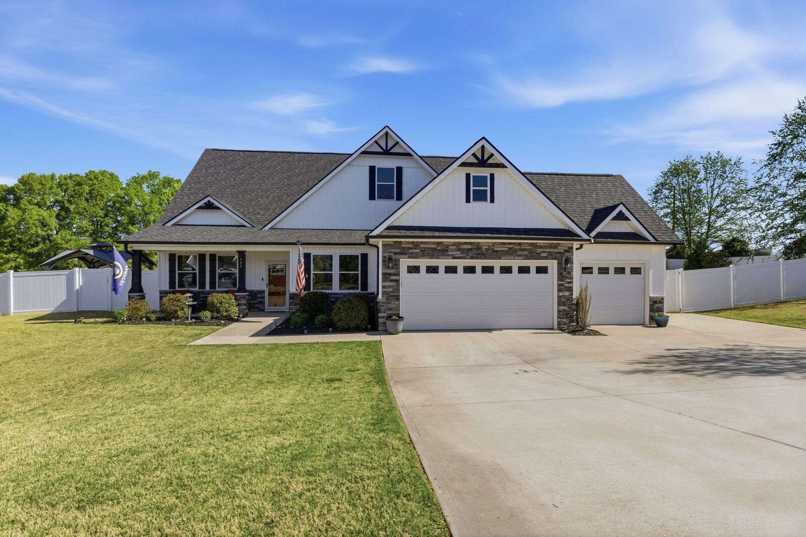 Property Photo:  404 Josie Way  SC 29316 