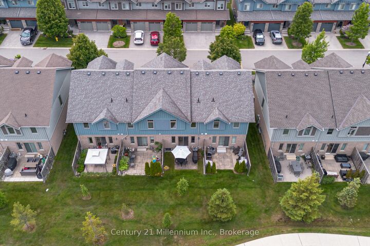 Property Photo:  37 Silver Glen Boulevard  ON L9Y 0G9 