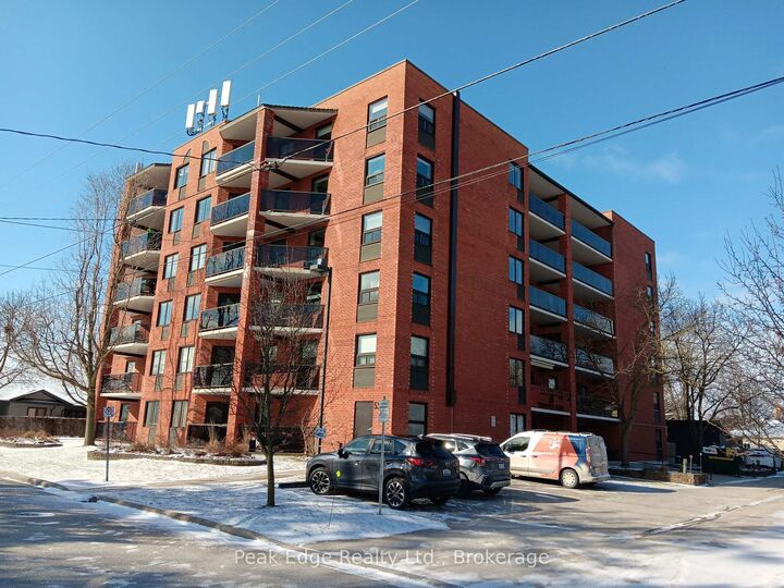 536 11th Avenue 303 — photo 1