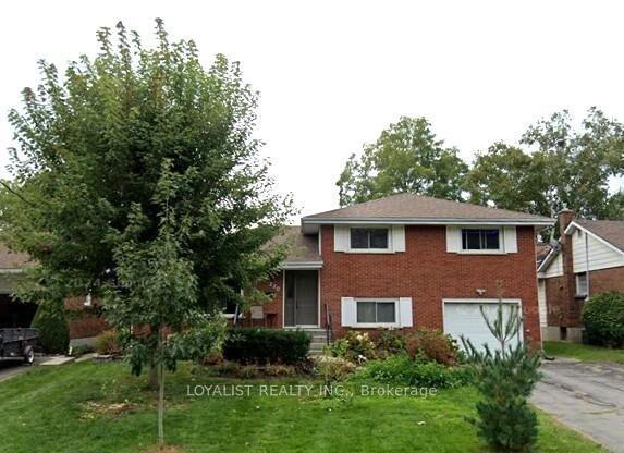 220 Parrott Drive — photo 1