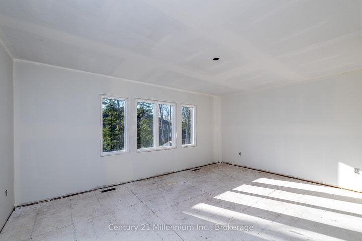 Photo de la propriété:  18 Steinway Street  ON N0H 2L0 