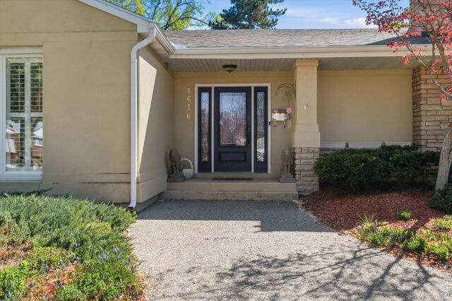 Property Photo: 1616 E Sunset Dr N UT 84321