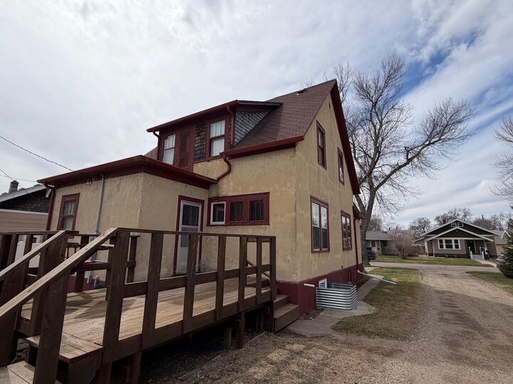 Property Photo:  1315 S 1st Street  SD 57401 
