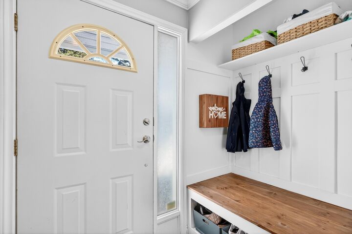 Property Photo:  1180 Falcon Drive 205  BC V3E 2K6 