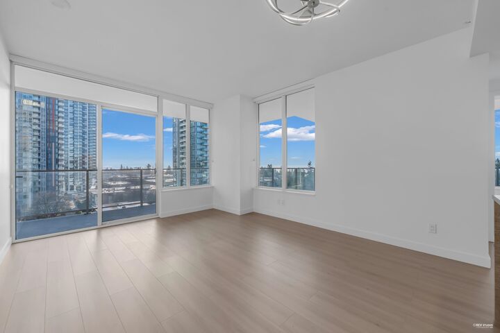 Property Photo: 6288 Cassie Avenue 805 BC V5H 0H7