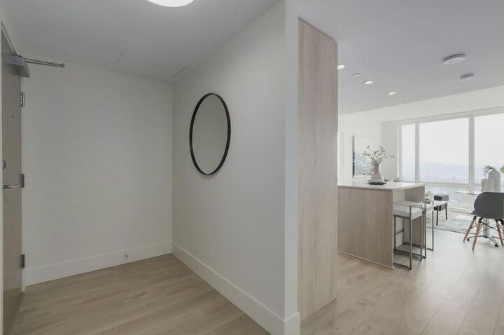 Property Photo:  680 Seylynn Crescent 1804  BC V7J 0B5 