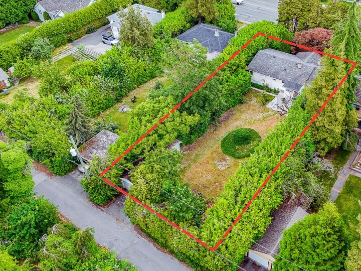 Property Photo: 6689 Granville Street BC V6P 4X1