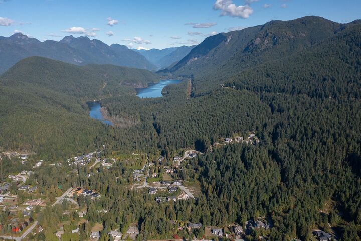 Property Photo: 2990 Eaglecrest Drive BC V3H 5G6