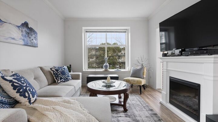 Property Photo: 17712 57A Avenue 213 BC V3S 1J1