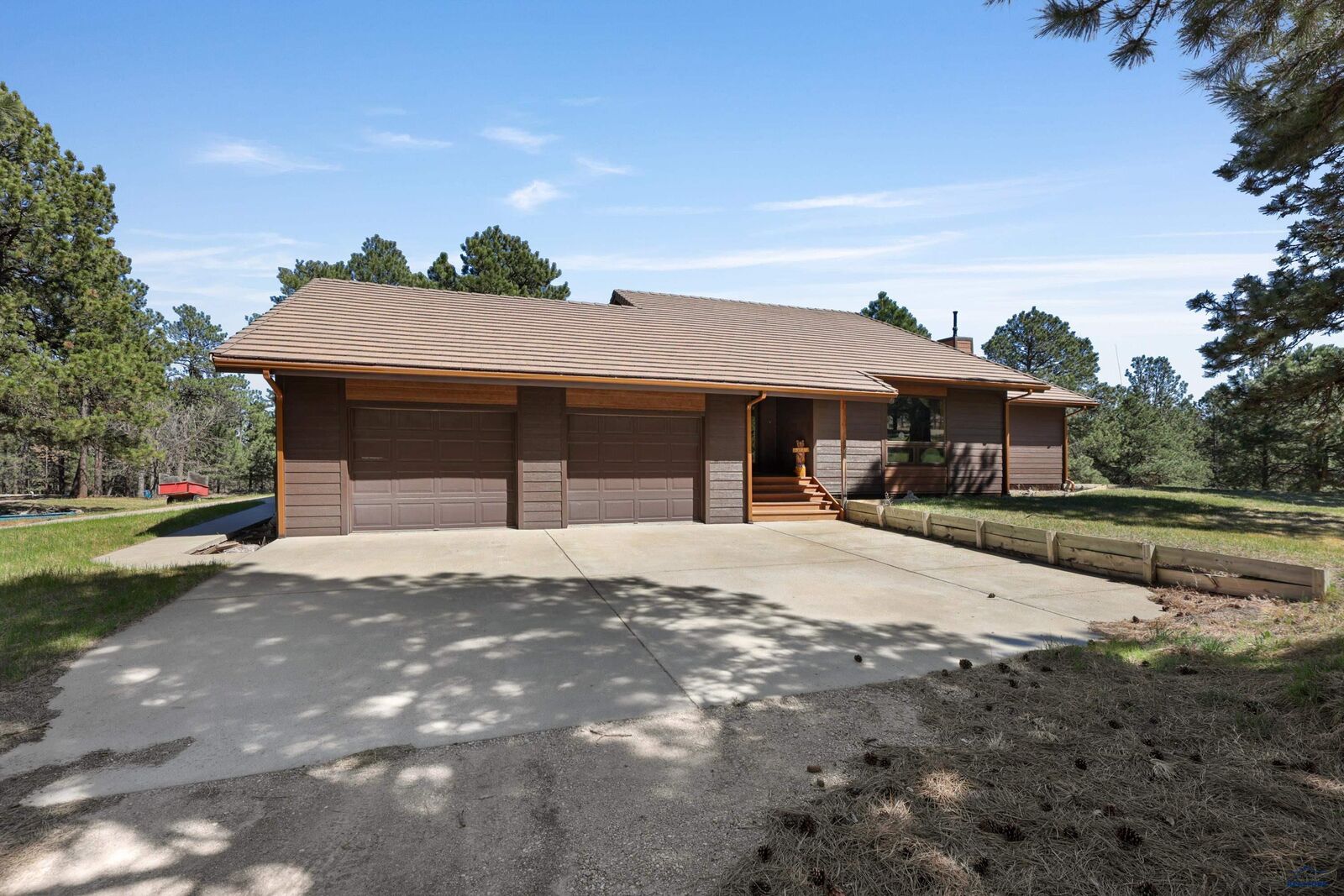Property Photo:  5418 Stone Tree Ct  SD 57769 