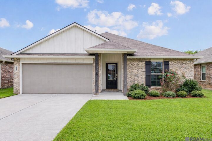 Property Photo:  28445 Evangeline Ln  LA 70711 