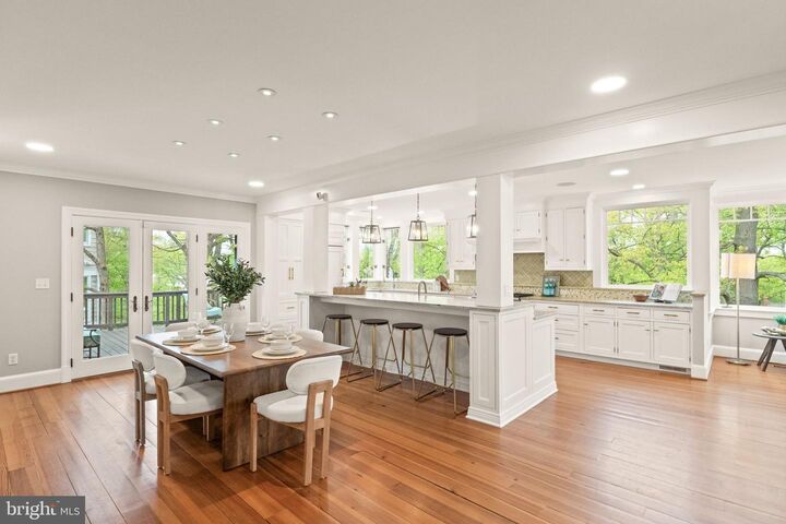 Property Photo: 319 Kentucky Avenue VA 22305