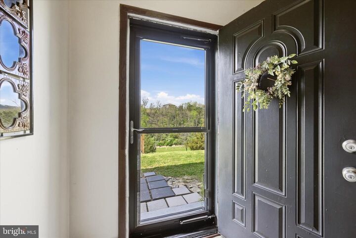 Property Photo:  73 Hilltop View Lane  WV 26753 