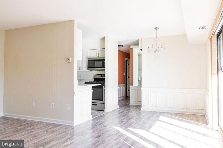 Property Photo:  7618 Savannah Street 104  VA 22043 