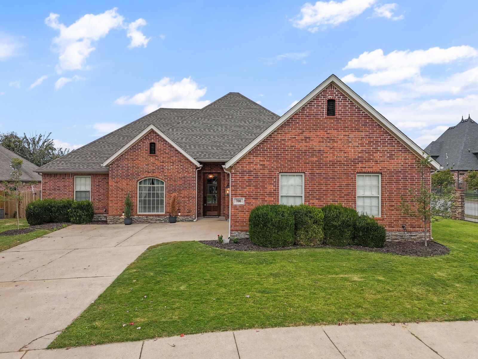 Property Photo: 700 SW Sterling AR 72712