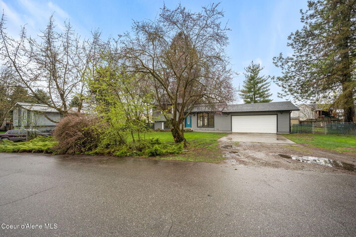 Property Photo:  2020 W James Crowe Dr  ID 83835 