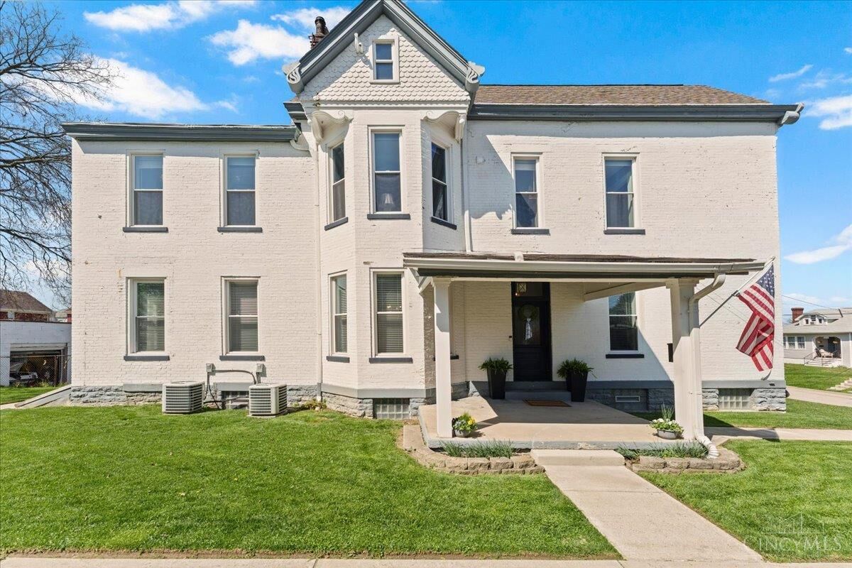 Property Photo:  1813 Weyer Avenue  OH 45212 