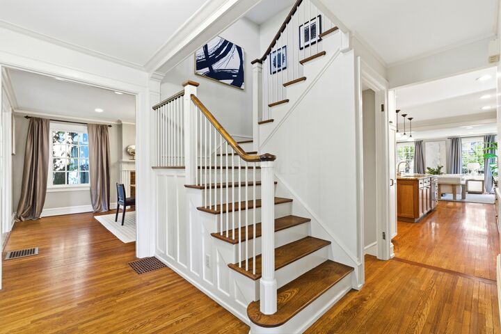 Property Photo:  2478 Bryden Road  OH 43209 