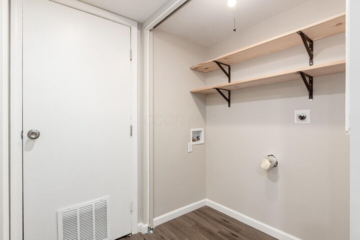 Property Photo:  1030 Galliton Court  OH 43220 