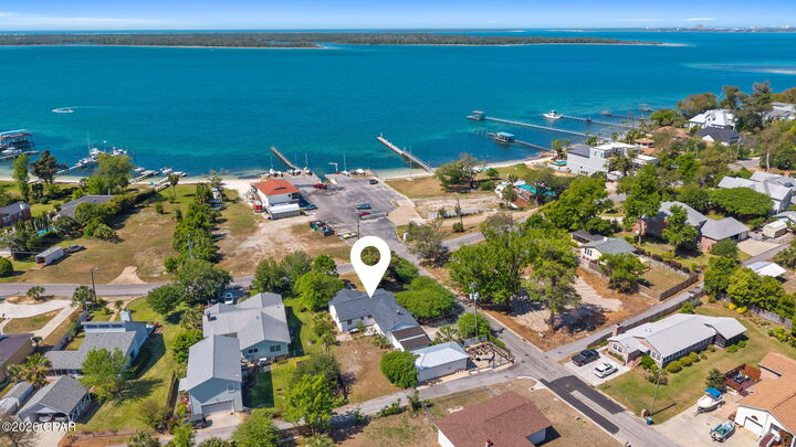 Property Photo:  301 Bunkers Cove Road  FL 32401 