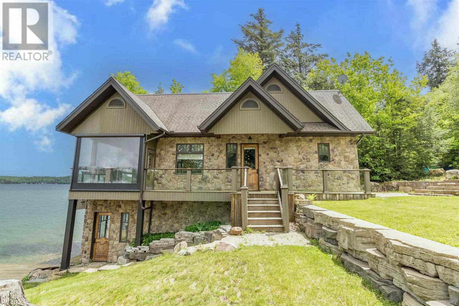 Property Photo:  400 McCarrel Lake Rd  ON P0S 1C0 