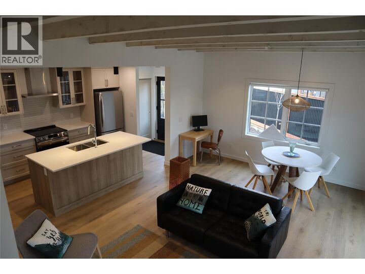 Property Photo:  2957 Conlin Court 1  BC V1Y 7S7 