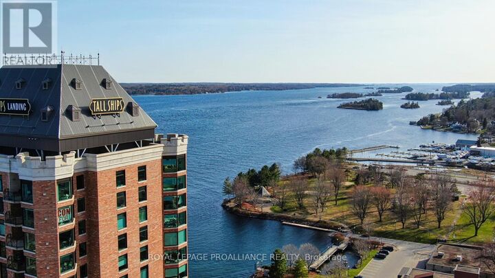 Property Photo: 15 St Andrew Street 1004 ON K6V 0E8