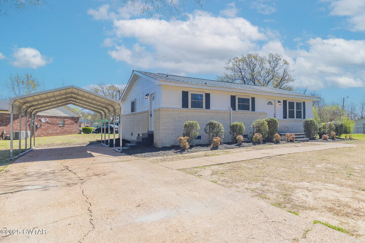 Property Photo:  1115 Mockingbird Lane  TN 38012 