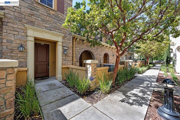 Property Photo:  4673 Rimini Ct  CA 94568 