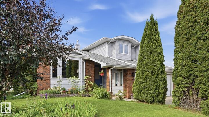 Property Photo: 5126 60 Avenue AB T9C 1J1