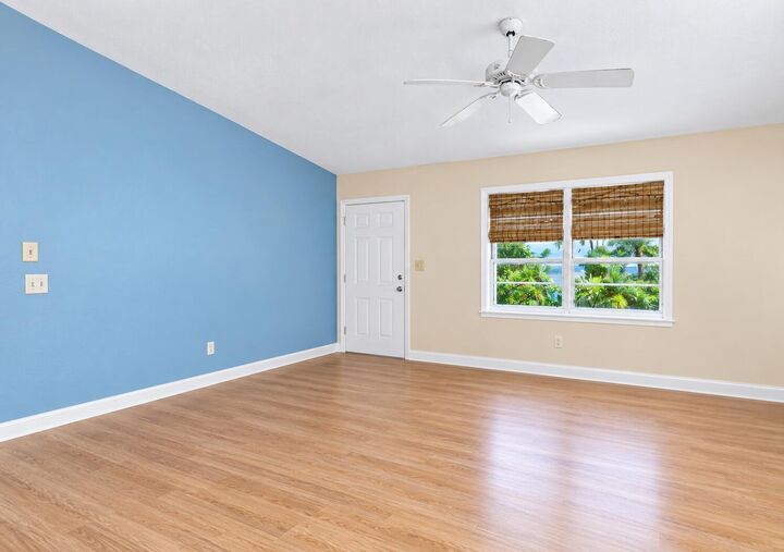 Property Photo:  322 Mahogany Drive  FL 33037 