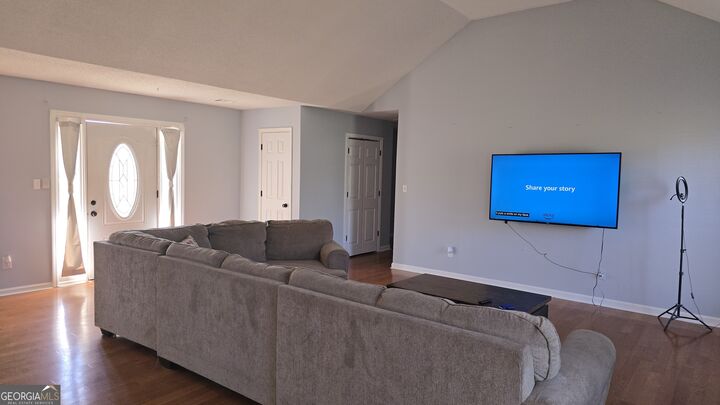 Property Photo:  107 Tyler Court  GA 31216 