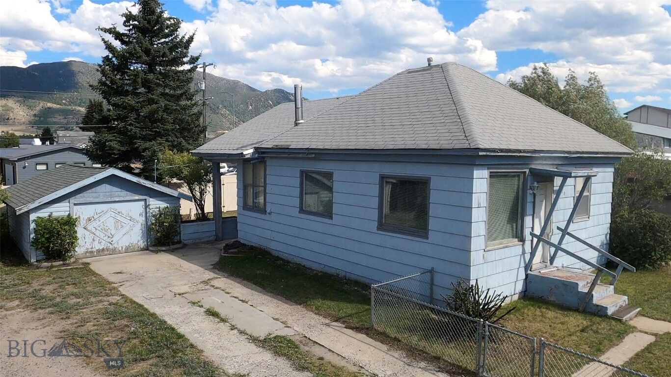 Property Photo:  3320 Busch Street  MT 59701 