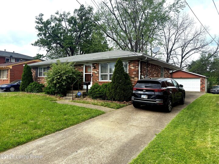 Property Photo:  3017 Mid Dale Ln  KY 40220 