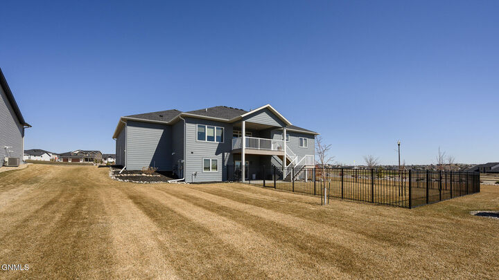 Property Photo: 1903 Tule Lane ND 58503