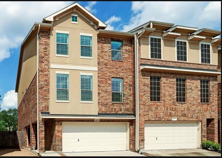 Property Photo:  8118 Stoneyway Drive  TX 77040 