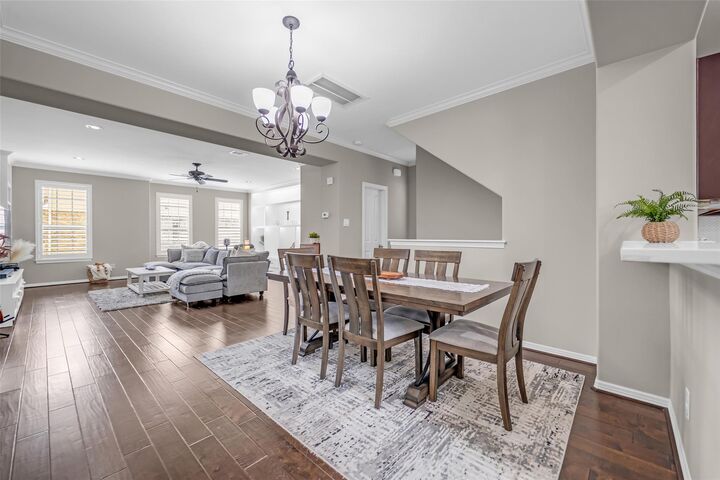 Property Photo:  8118 Stoneyway Drive  TX 77040 