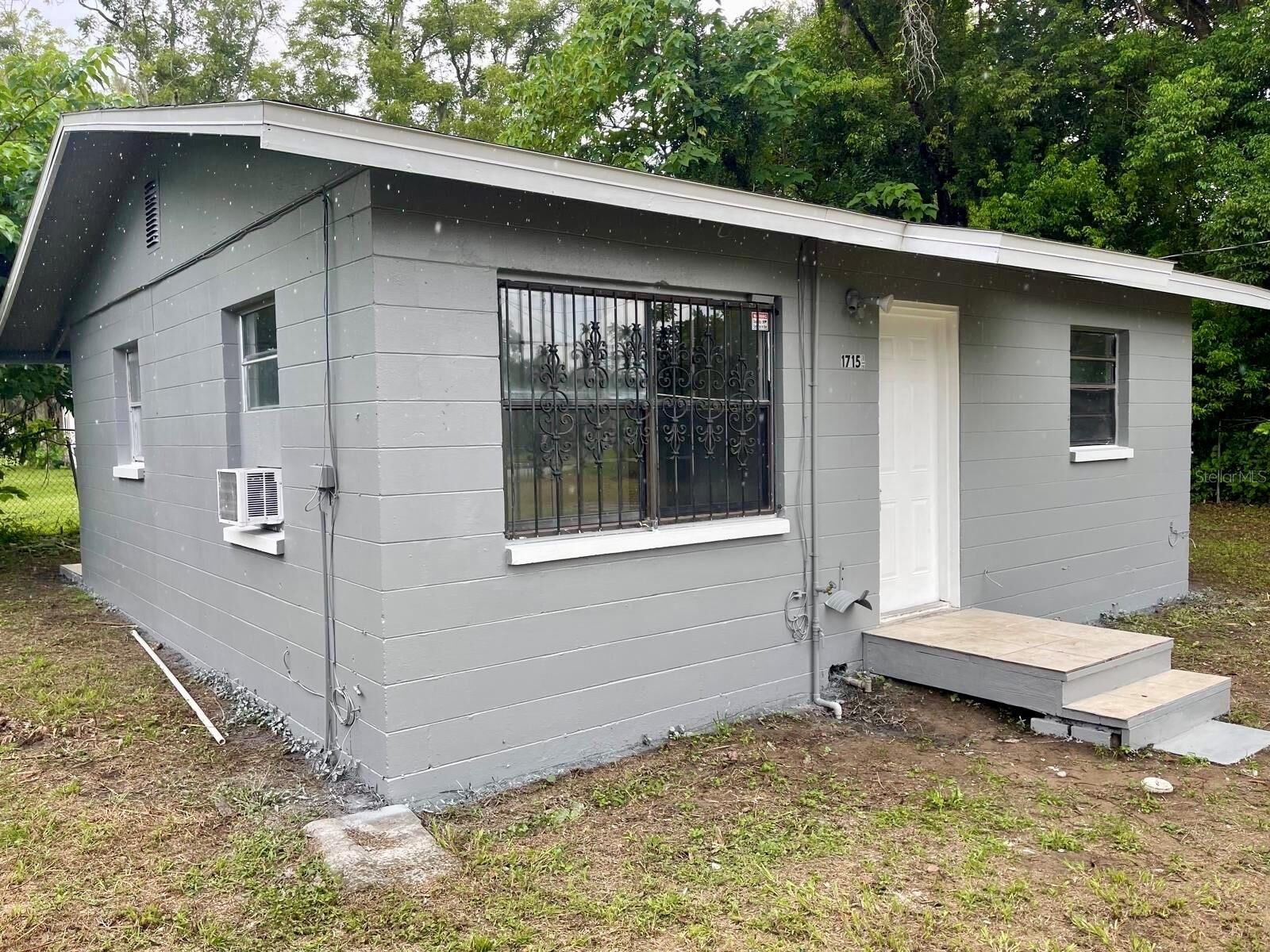 Property Photo: 1715 1/2 Martin Luther King Jr Boulevard FL 33830