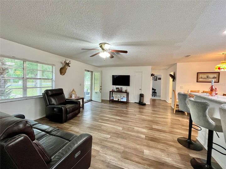 Property Photo: 407 Poinsettia Avenue FL 34731