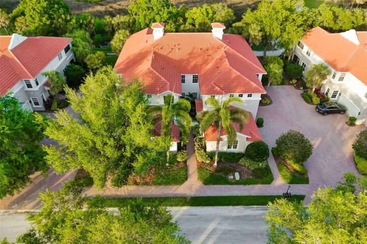 Property Photo: 927 River Basin Court 201C FL 34212
