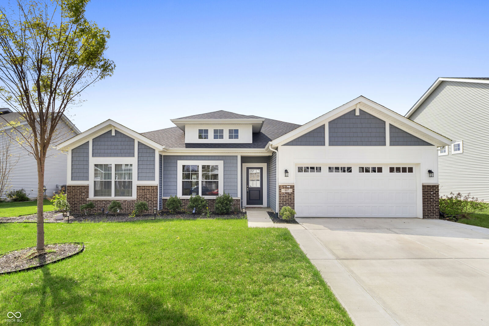 Property Photo:  887 Rattlebox Lane  IN 46074 