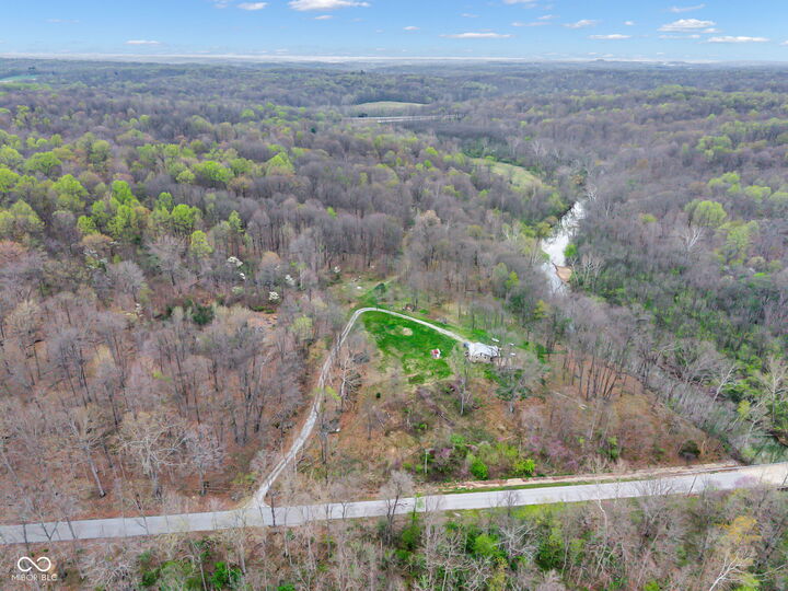 Property Photo:  4103 W County Road 1100 S  IN 46171 