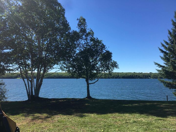 Property Photo:  14098 Bayview Drive  MI 49946 