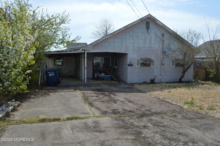 Property Photo:  22 N Captains Drive  NJ 08087 